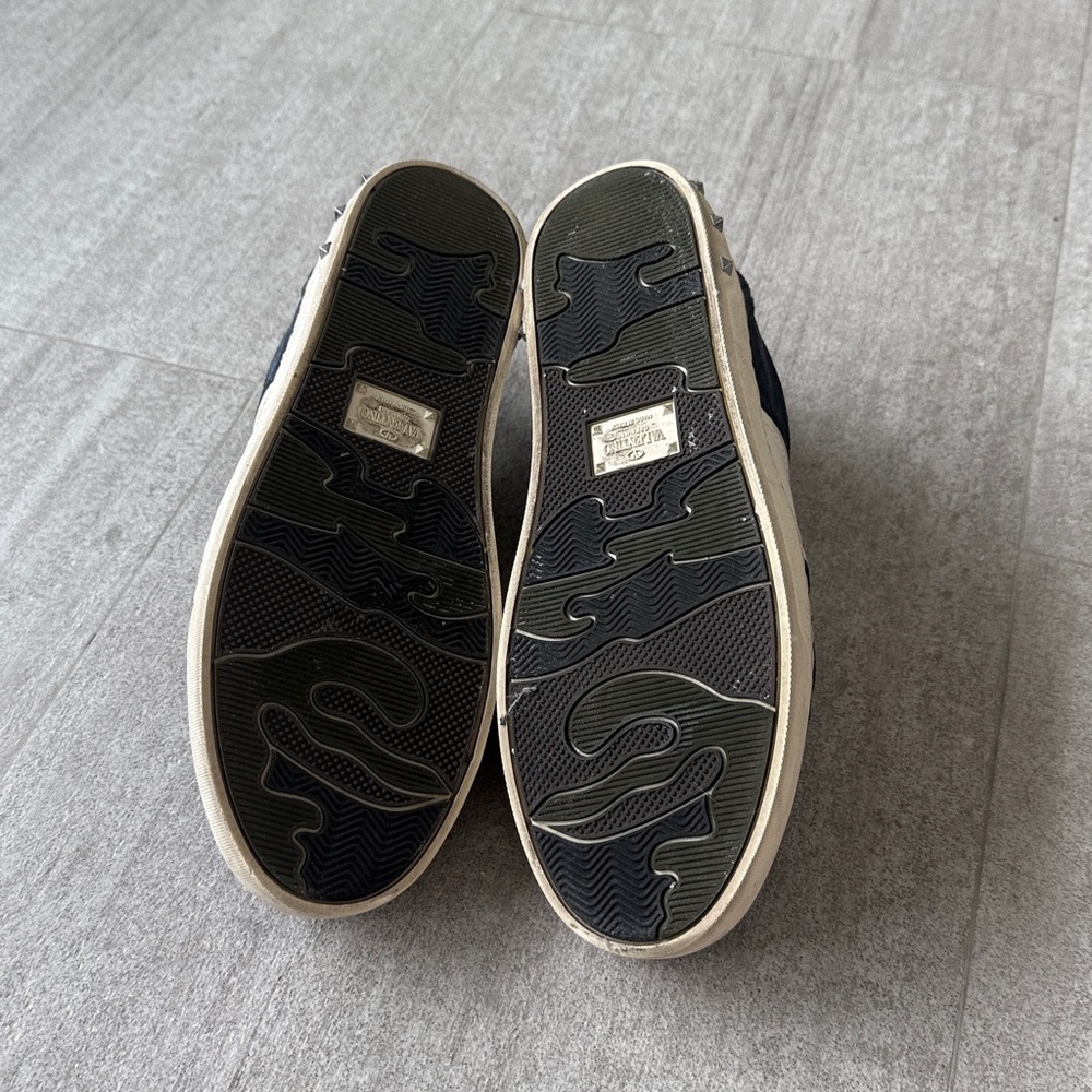 Valentino Garavani navy and white sneakers size 36 in navy and white - Picture 10 of 11